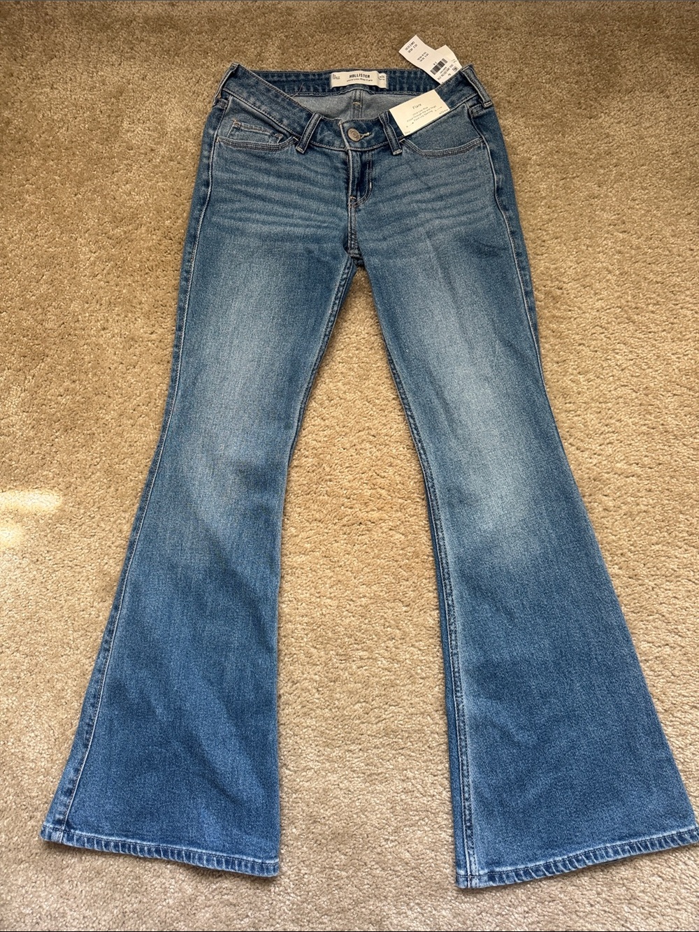 Hollister ultra low rise flare